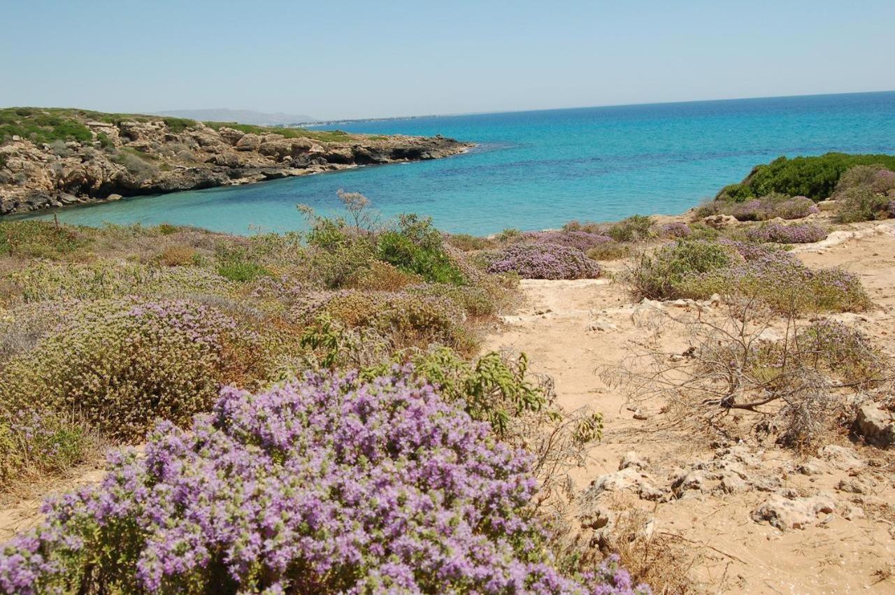 Cicirata Sea Beach - Sicilia Vacanza Avola Luaran gambar